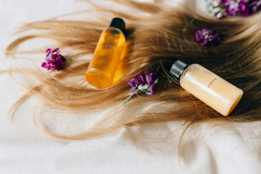How to Maintain Your Hair After a Salon Haircut: Tips from Rituzz Salon Experts
